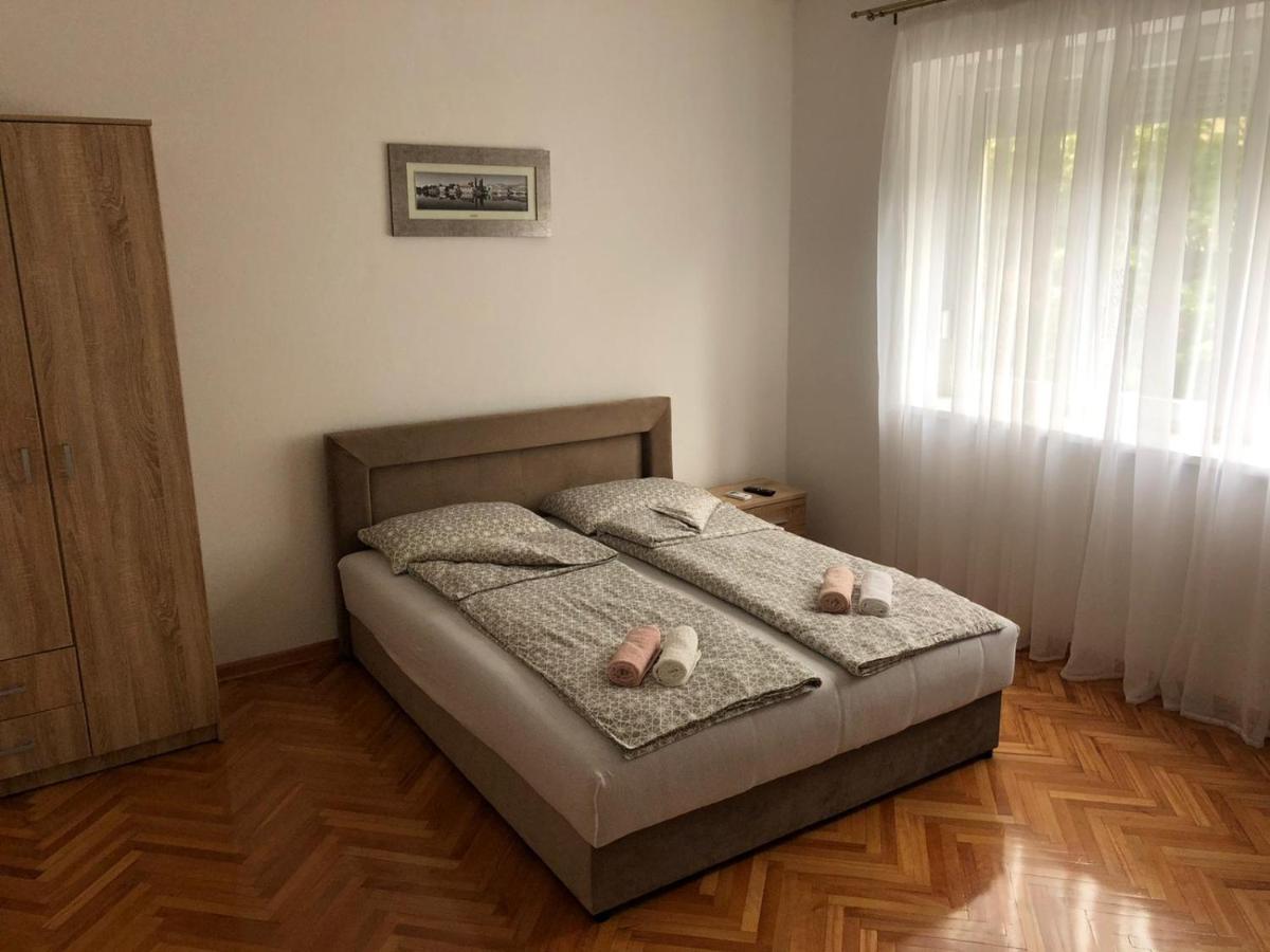 Apartment Bregovi Требинє Екстер'єр фото