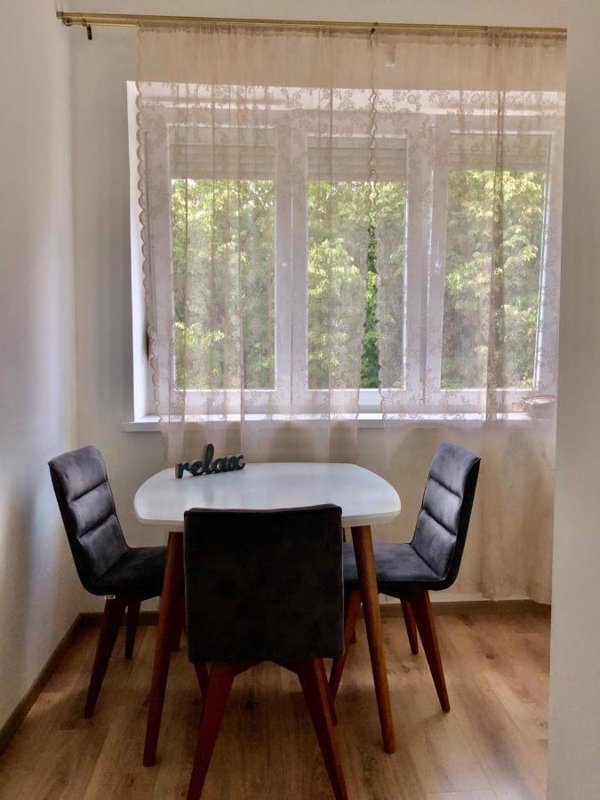 Apartment Bregovi Требинє Екстер'єр фото