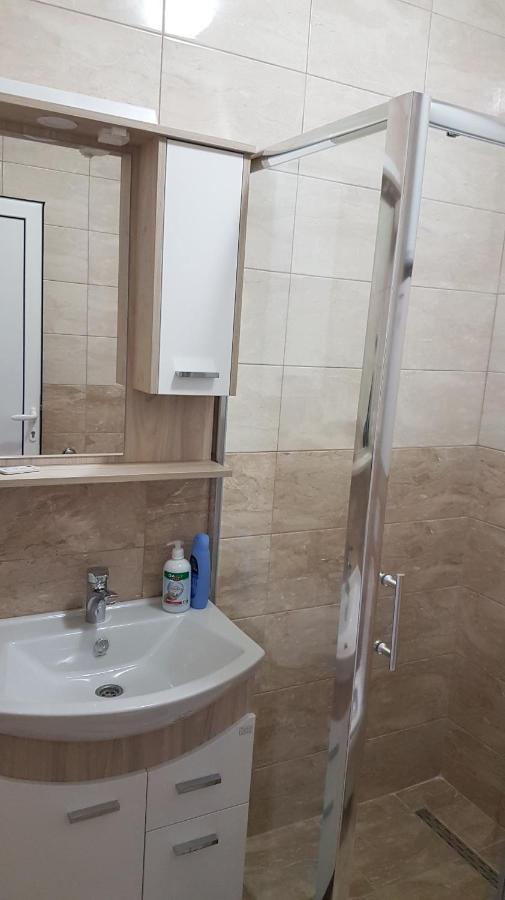 Apartment Bregovi Требинє Екстер'єр фото
